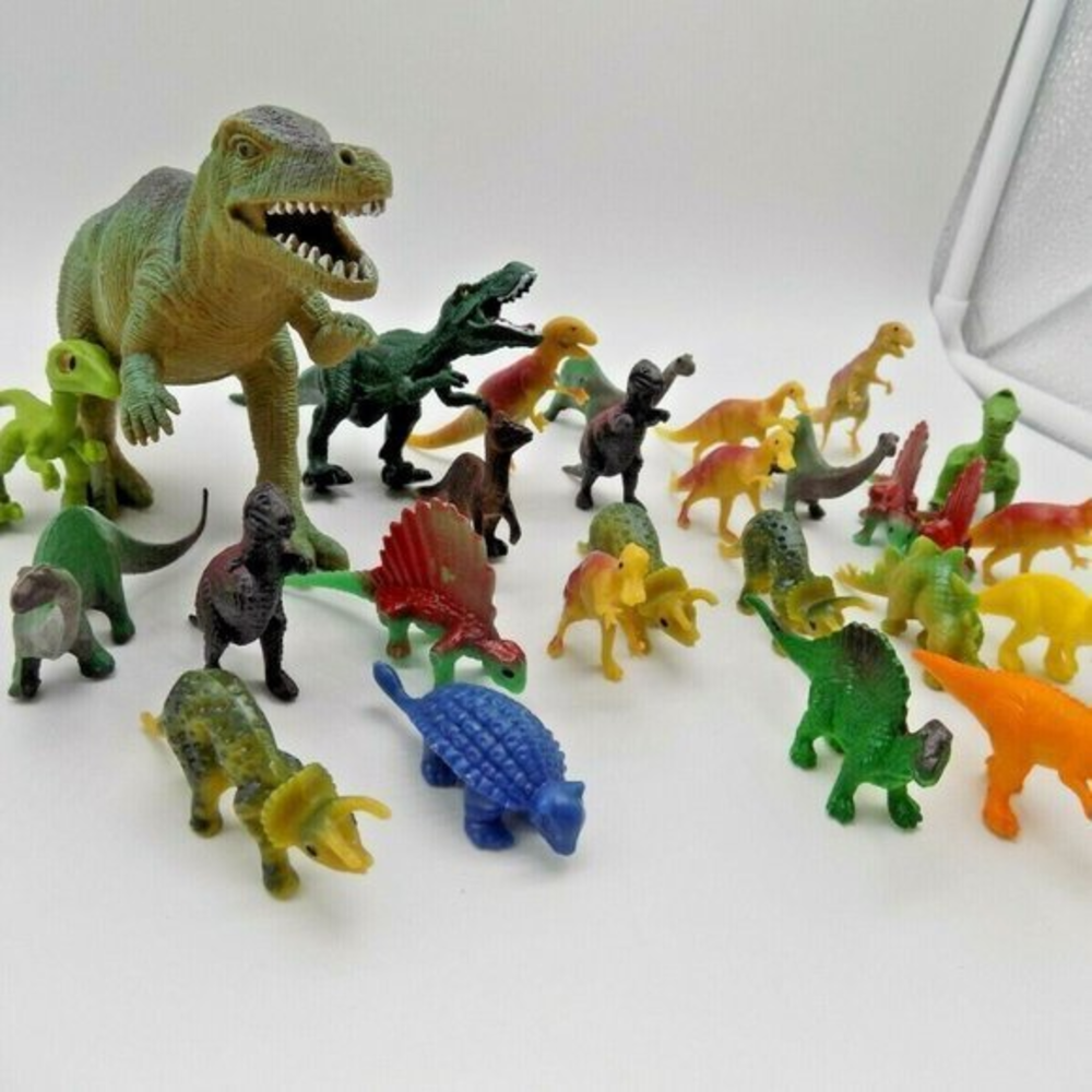 Plastic Dinosaurs Lot